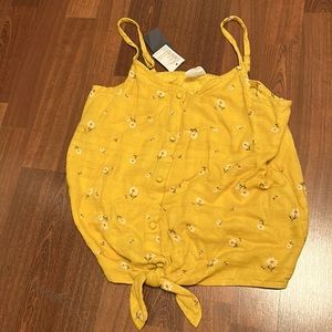 Summer tank top with tie in front